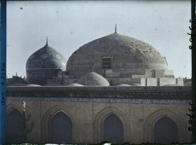 Image représentant Dômes de la mosquée du Cheikh Abdel-Kader el-Gaïlani (XVIIe siècle)