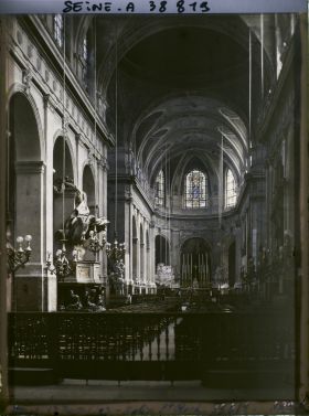 Image représentant Intérieur de l'église Saint-Roch