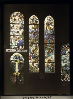 Image représentant L'Exposition des arts décoratifs, Pavillon du Vitrail, La Crucifixion et la Sainte-Cène de Damon