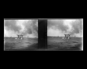 Image représentant Des sépultures claniques (tumuli et stèles) dans la campagne