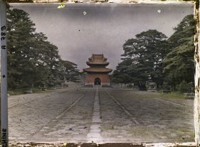 Image représentant Zhaoling (" tombeau Lumineux "), appelé aussi Beiling (" tombeau du Nord ")
