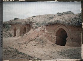 Image représentant Espagne, de Léon à Astorga, Les bodegas (Caves) de Valverde del Camino