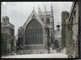 Image représentant Première cour du Merton College