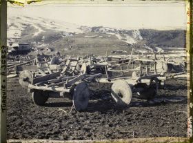 Image représentant Chars à deux roues (Kagni, traînés par des buffles)