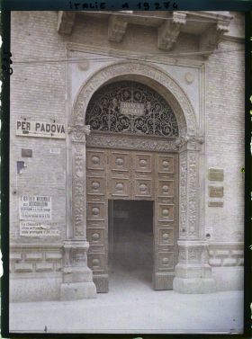 Image représentant Porte de la Banque Populaire