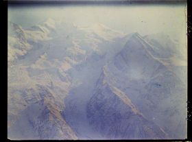 Image représentant Vue prise de Brévent (2532m) Le Mt Maudit, Mt Blanc, Les Bosses, les Dômes et l'aige du Goûter, l'aige de Biomassay, Gl. des Bossns, Gl. de Taconaz.