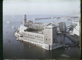 Image représentant Le fort Saint-Jean et le phare de Sainte-Marie