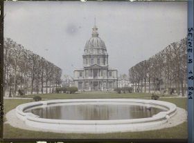 Image représentant Les Invalides vus de l'avenue de Breteuil
