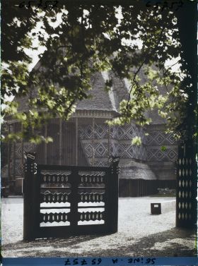 Image représentant L'Exposition Coloniale Internationale de 1931, le pavillon du Togo et du Cameroun