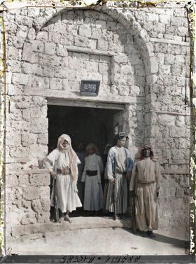 Image représentant Entrée de la gendarmerie