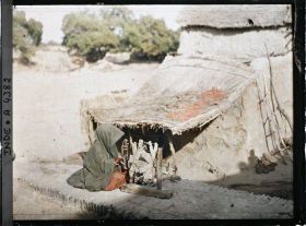 Image représentant Une fileuse à son rouet