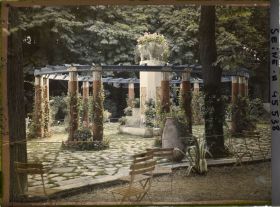 Image représentant L'Exposition des arts décoratifs, Jardin du Pavillon des Alpes Maritimes