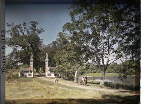Image représentant Le paysage environnant l'entrée du temple de Linh-lang