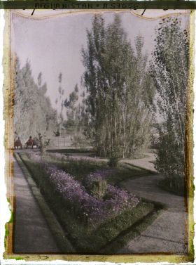 Image représentant Afghanistan, Paghman, Coin du Jardin Public