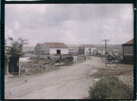 Image représentant France, Bras, L'entrée du Village en venant de Charny