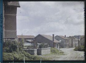 Image représentant France, Vienne le Château Marne (475 h.), Entrée par la rte de Binarville