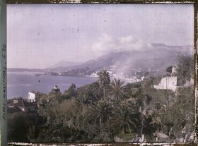 Image représentant Panorama sur la baie de Menton, le cap Martin et Monaco, vu depuis la frontière italienne
