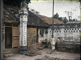 Image représentant La cour intérieure de la maison d'un maire de village