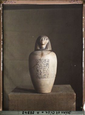 Image représentant Vase canope appartenant aux collections égyptiennes du musée de Sèvres