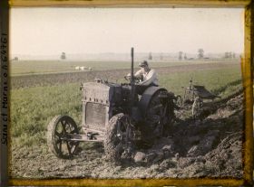 Image représentant Seine et Marne, Vaires, Charrue à traction mécanique