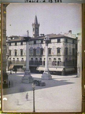 Image représentant Place des Seigneurs