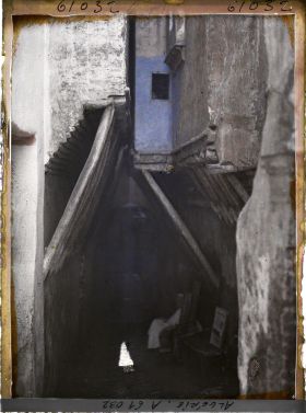 Image représentant Une rue de la Casbah (Ville Haute)