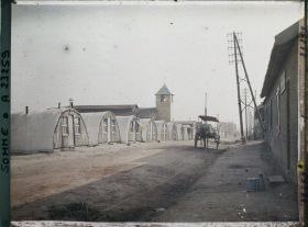 Image représentant France, Péronne, Rue du Parchy, habitations provisoires (demi-lunes)