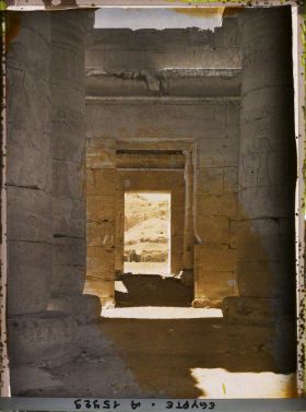 Image représentant Dans la salle hypostyle du Ramesseum