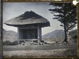 Image représentant Petit sanctuaire servant de halte aux pèlerins faisant l'ascension du Mont Fuji (Fuji-san)