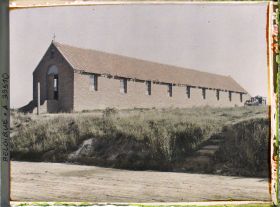 Image représentant Belgique, Witschaete, Eglise provisoire.