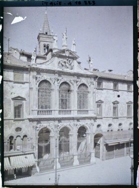 Image représentant Façade du Mont de Piété