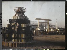 Image représentant Funérailles de l'Empereur Taisho-Tenno (Yoshihito), Shinjuku Gyoen (Parc Impérial de Shinjuku), sanctuaire