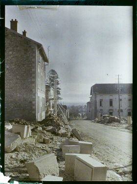 Image représentant France, Clermont en Argonne, Route de Verdun