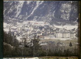 Image représentant France Les Alpes, Chamonix, Panorama du Village de Chamonix