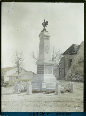 Image représentant France, Beine près Reims, Le monument aux morts
