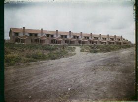 Image représentant France, Airon près de Lens, Corons des mines de Liévin - Derrière des Maisons