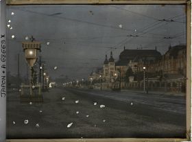 Image représentant Funérailles de l'Empereur Taisho-Tenno (Yoshihito), lanternes