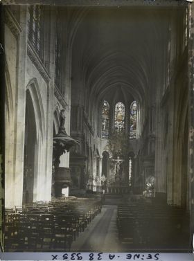 Image représentant La nef de l'église Saint-Merri