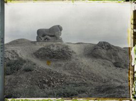 Image représentant Le lion, masse de basalte probablement un trophée, de provenance inconnue
