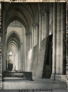 Image représentant France, Amiens, Bas Coté droit ; vue prise du déambulatoire