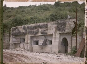 Image représentant France, Combres, Abri allemand au dessus de Combres, dominant la plaine