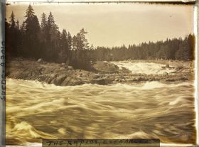 Image représentant Cascade sur le Dalälven depuis un ponton