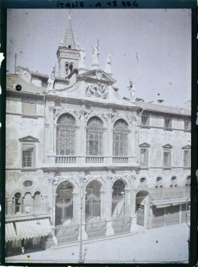 Image représentant Façade du Mont de Piété