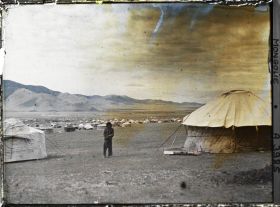 Image représentant Un campement établi à l'ouest de Gandan, dans la plaine de la Tuul