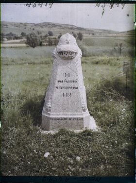 Image représentant France, Les Eparges, Borne du T.C.