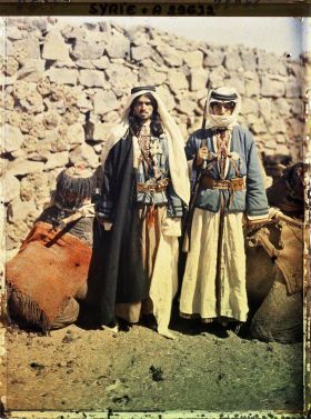 Image représentant Deux hommes, très probablement druzes