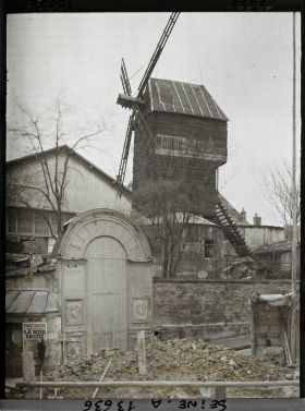 Image représentant La rue Girardon et le moulin de la Galette