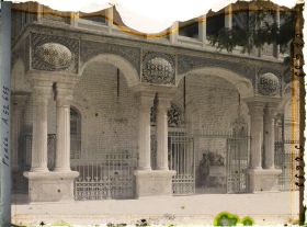 Image représentant Dans l'Arg (la citadelle royale), l'entrée du Palais du Golestan