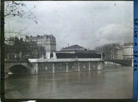 Image représentant La Morgue pont de l'Archevêché
