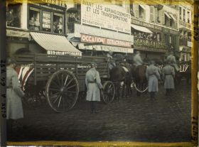 Image représentant Oise, Beauvais, Les obsèques du Dirigeable Britannique Prolonge d'artrie transportant 2 Cercueils